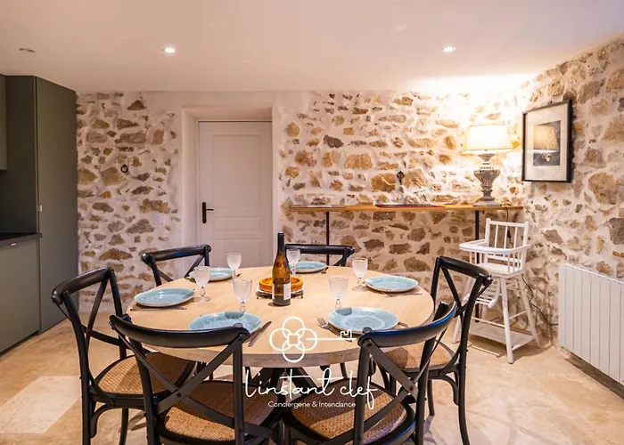 Du - Paddock Chevaux - étang Coco Hébergement de vacances *